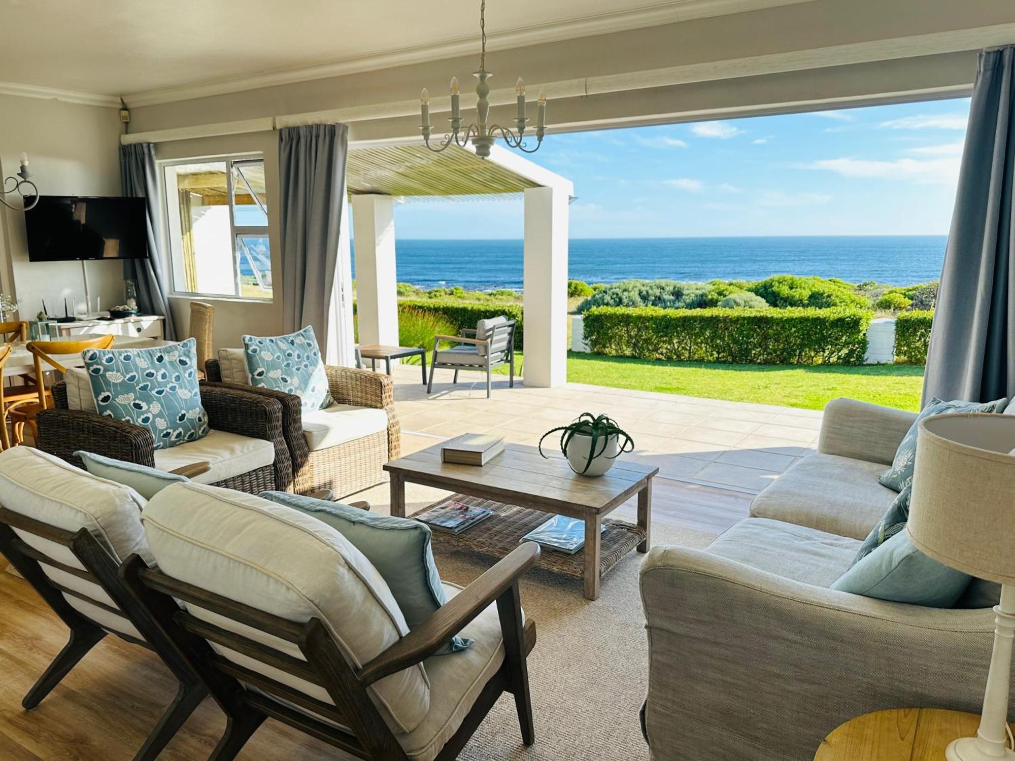 Seapearl Oceanfront Villa And Cottage Hermanus Exterior foto